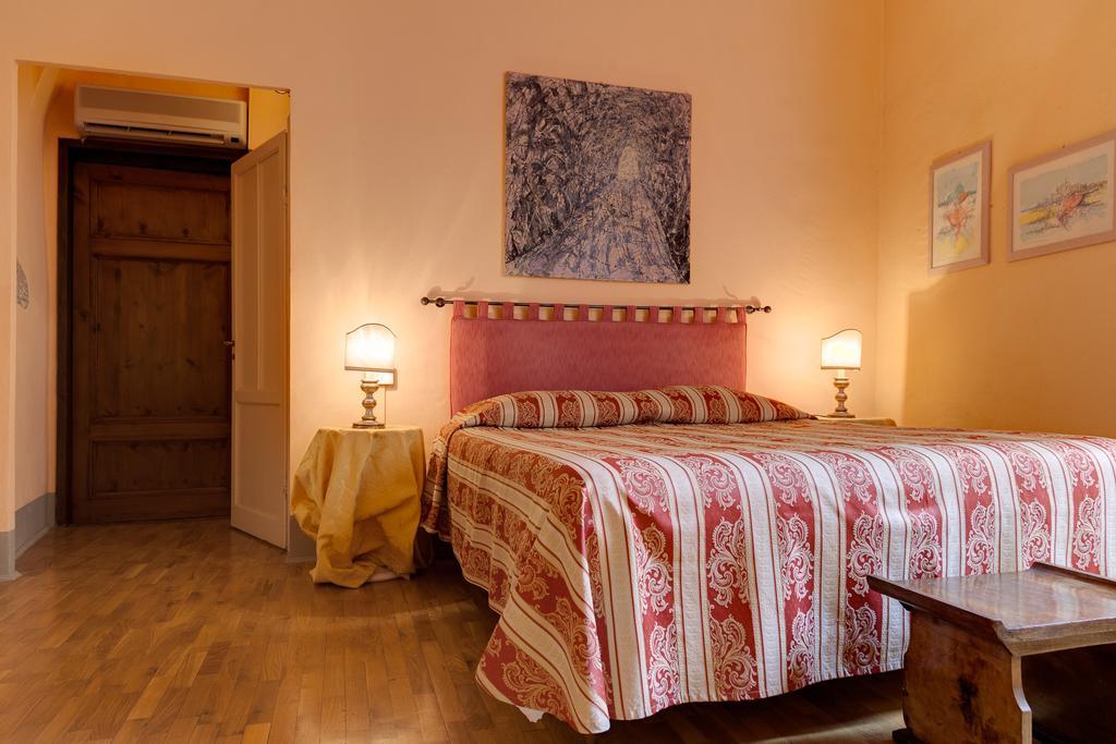 B&B La Romea Lucca Ruang foto