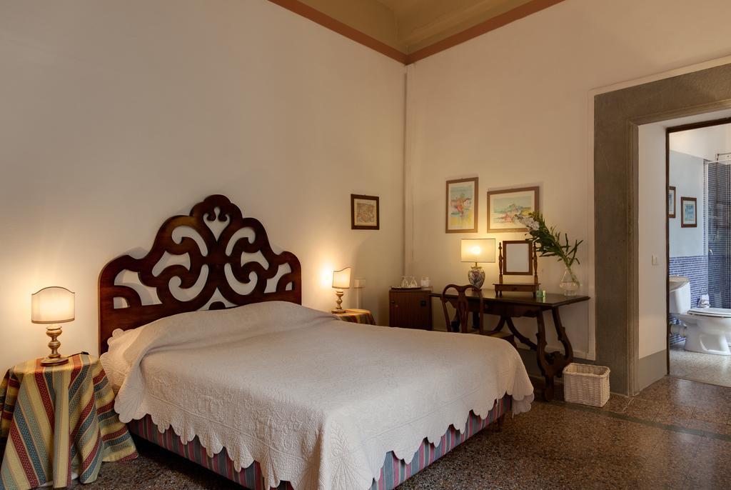 B&B La Romea Lucca Ruang foto