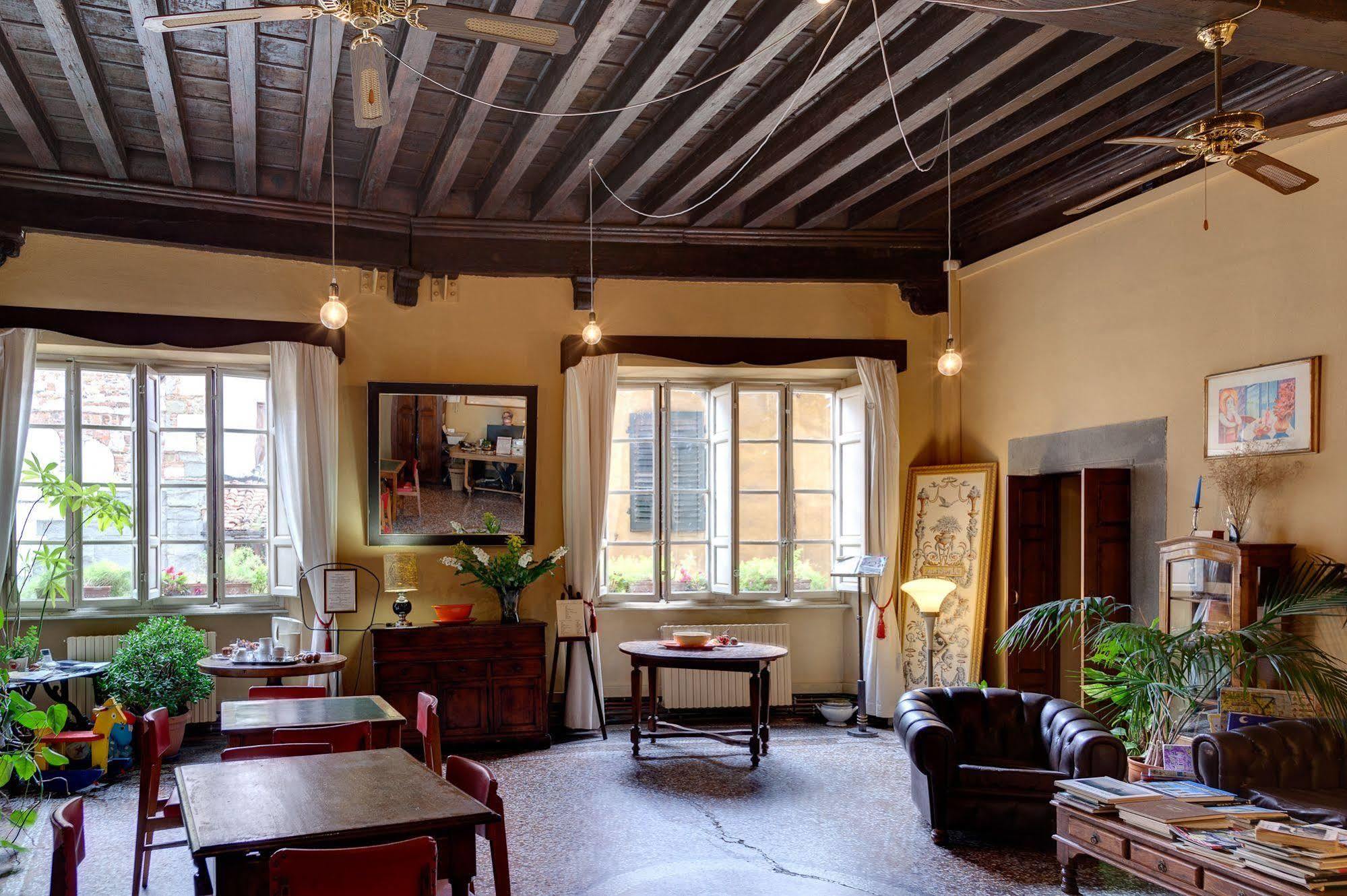 B&B La Romea Lucca Bagian luar foto