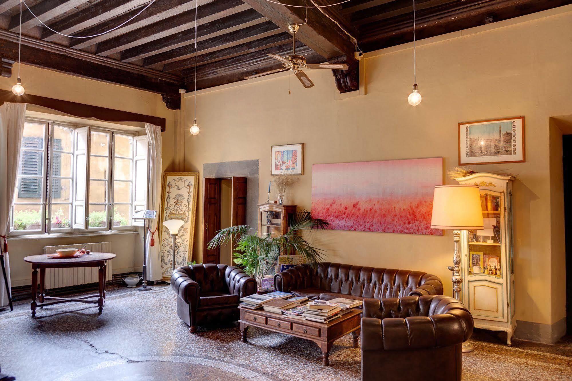 B&B La Romea Lucca Bagian luar foto