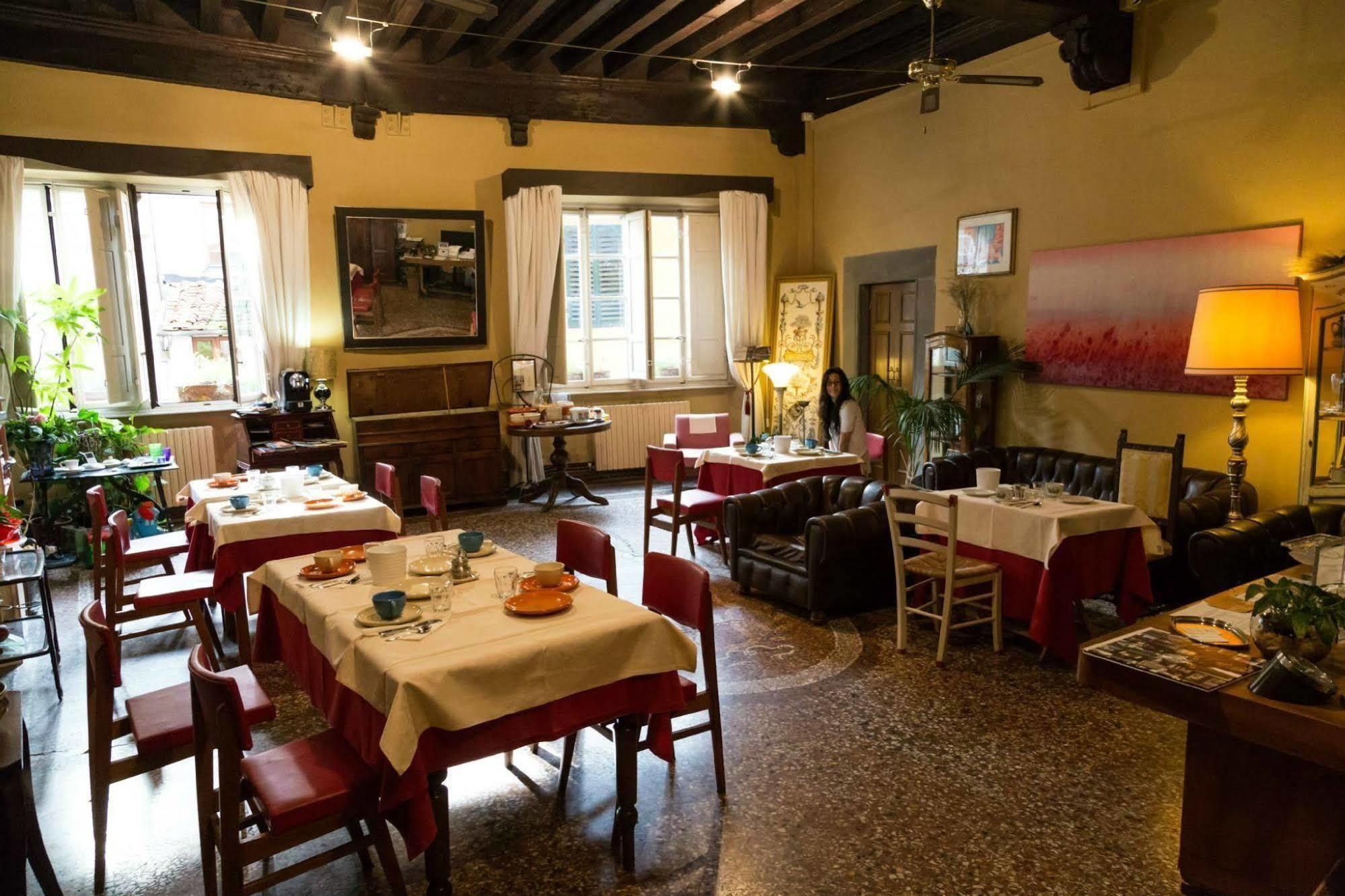B&B La Romea Lucca Bagian luar foto